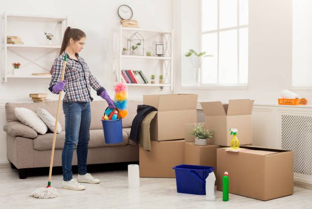 move - in & move -out cleaning